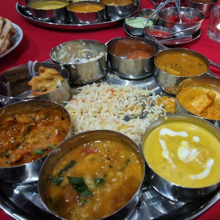 Yak & Yeti Leven Nepalese food